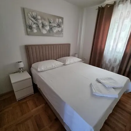 Apartment Ledic Krvavica